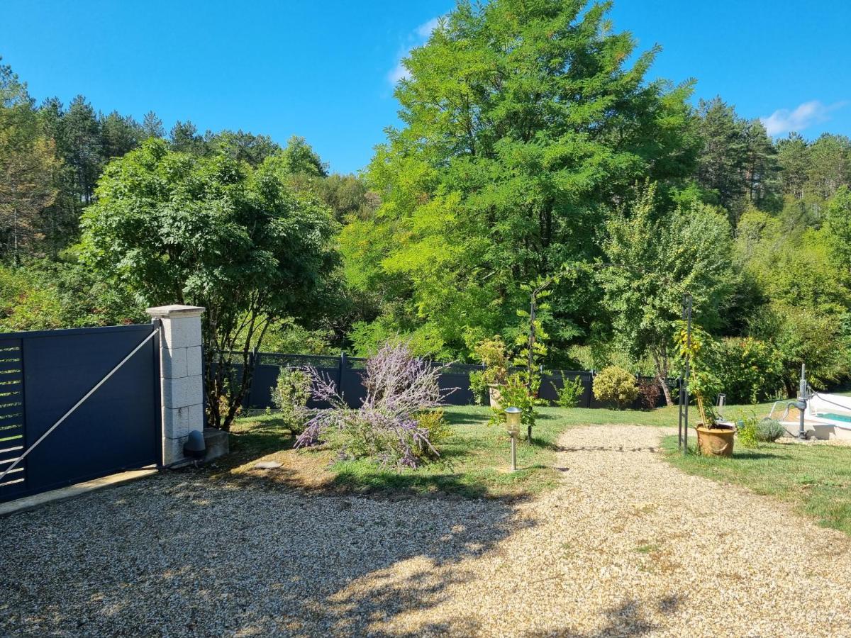 Sainte-Foy-de-Longas Maison De Vacances Contemporaine, Plein Perigord Pourpre מראה חיצוני תמונה